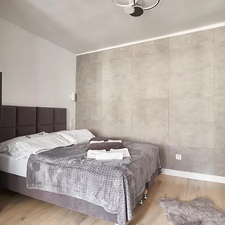 Appartamento Platinum - Parking - Klimatyzacja - Winda - Self Check In Breslavia