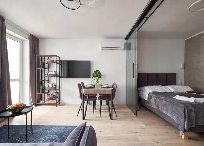 Platinum - Parking - Klimatyzacja - Winda - Self Check In Lägenhet *